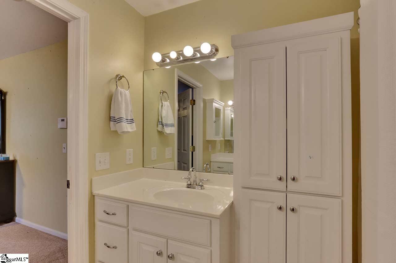 114 Pigeon Point Greenville, SC 29607 - Photo 23 of 36 Gallery Image 23