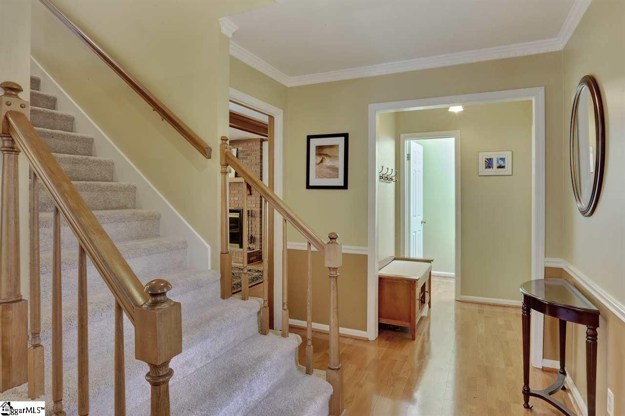 114 Pigeon Point Greenville, SC 29607 - Photo 7 of 36 Gallery Image 7