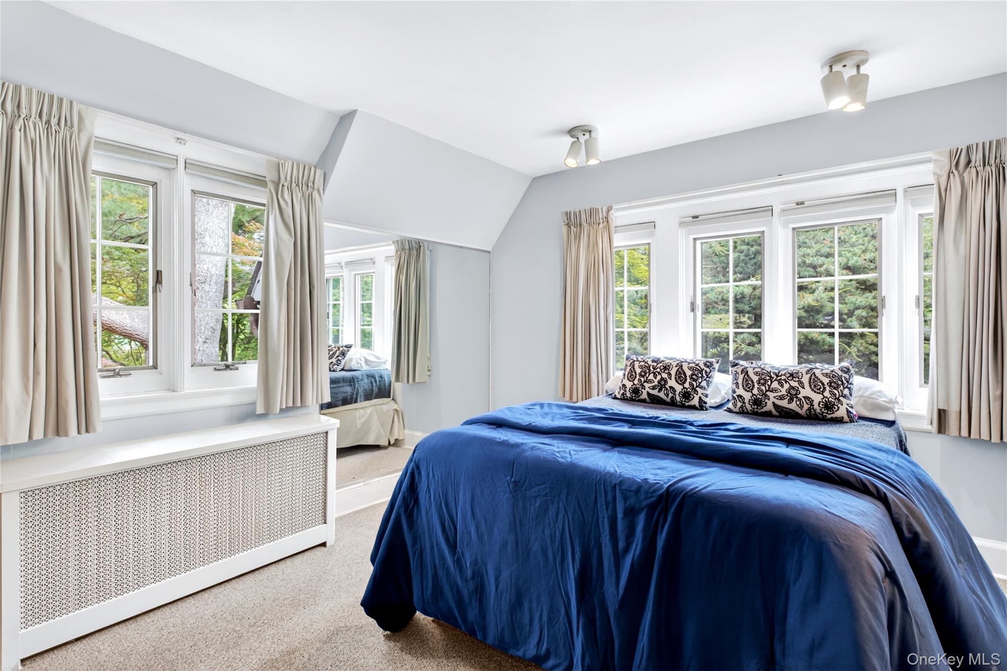 10 Crescent Road Port Washington, NY 11050 - Photo 21 of 37