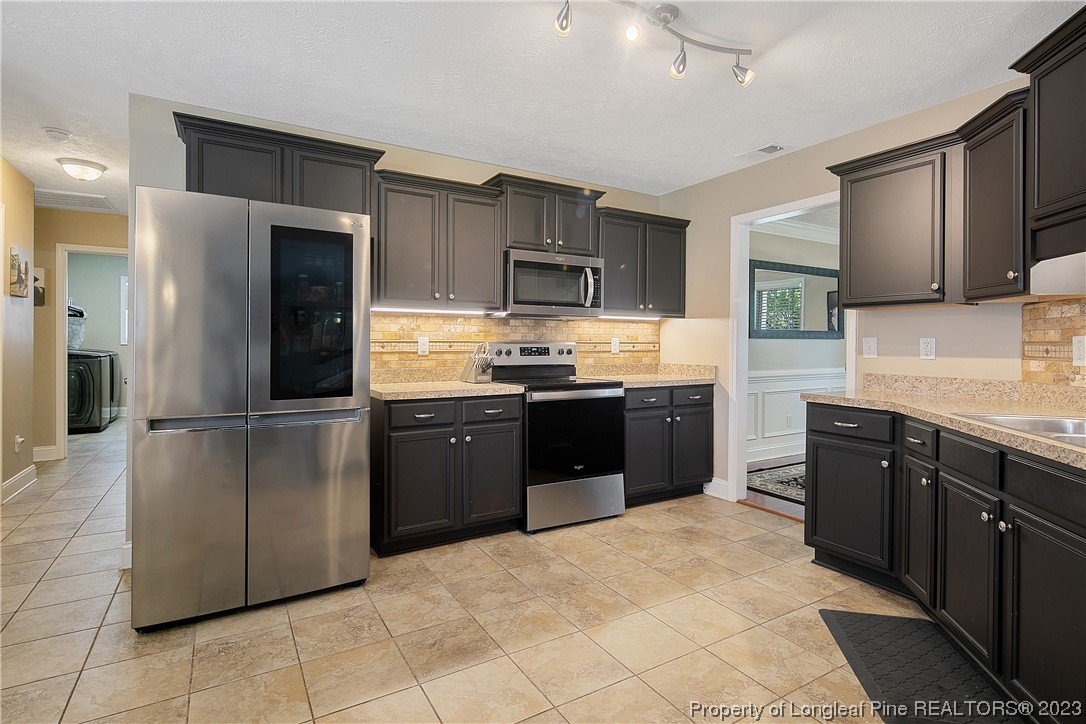 258 Lennox Loop Raeford, NC 28376 - Photo 15 of 47