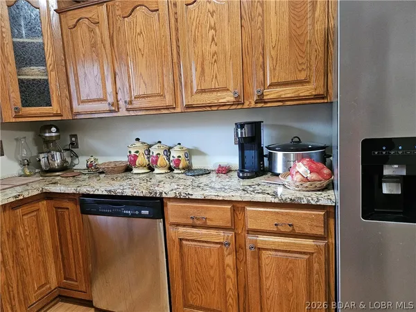 $450,000 | 162 Silent Springs Lane, Roach, MO 65787