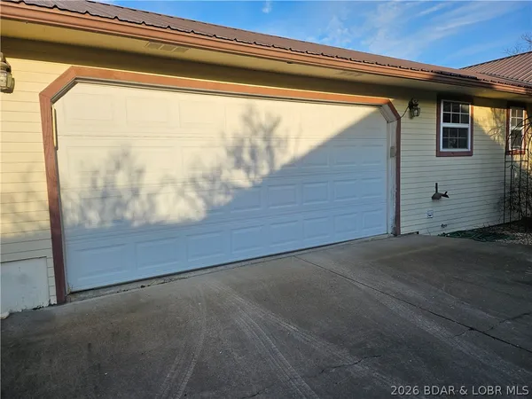 $450,000 | 162 Silent Springs Lane, Roach, MO 65787