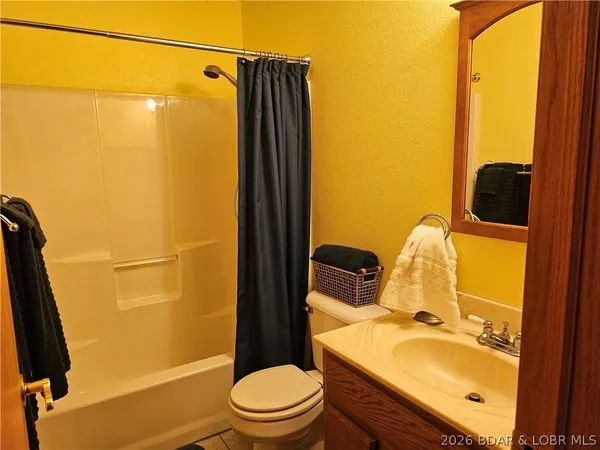 $450,000 | 162 Silent Springs Lane, Roach, MO 65787