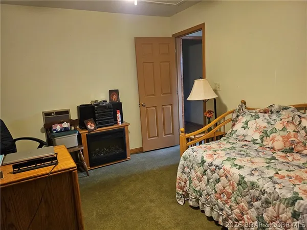 $450,000 | 162 Silent Springs Lane, Roach, MO 65787