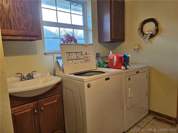 $450,000 | 162 Silent Springs Lane, Roach, MO 65787