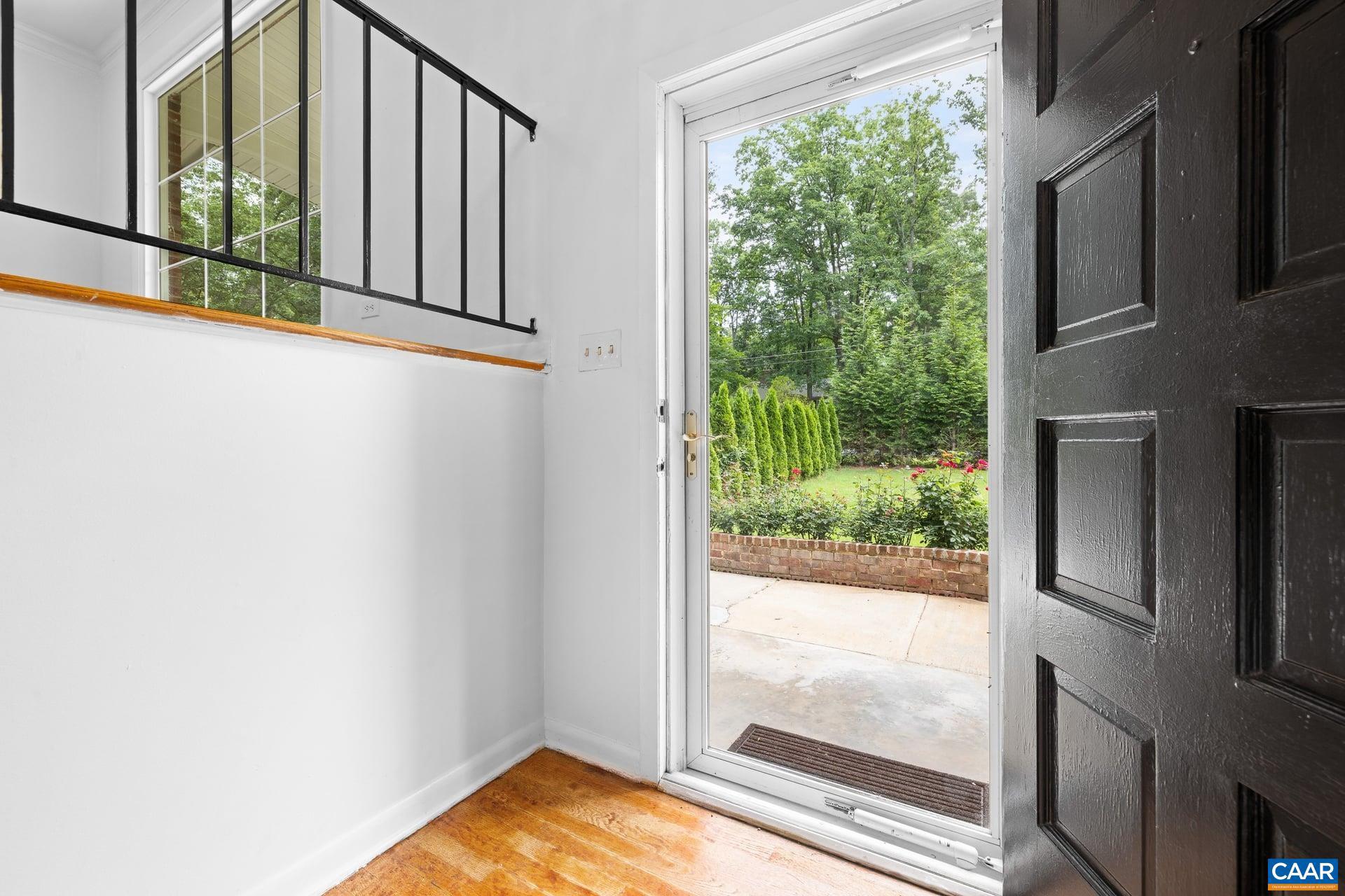 2417 Angus Road Charlottesville, VA 22901 - Photo 9 of 67