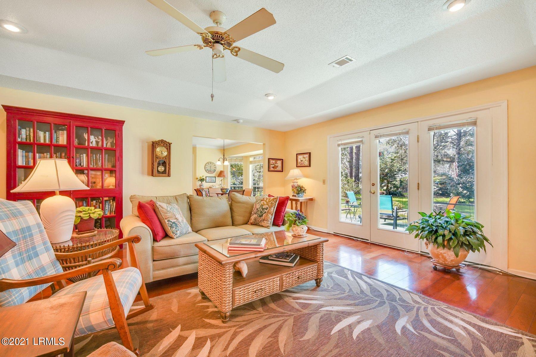 23 State Rd S-7-664 Beaufort, SC 29907 - Photo 9 of 26 DSC02525.jpg-SMALL