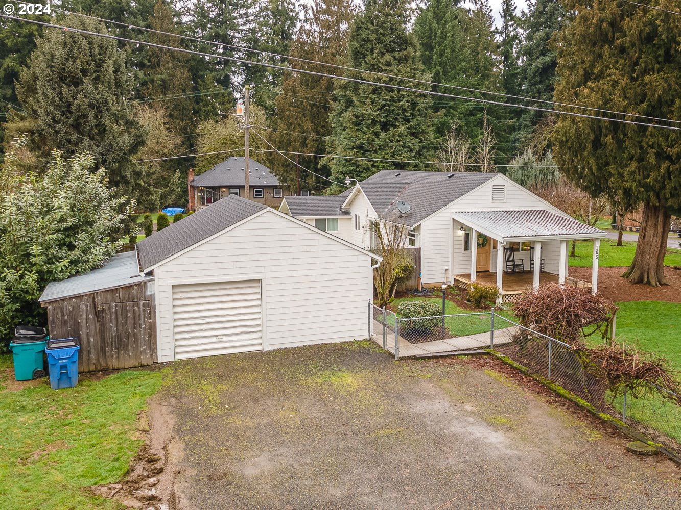 205 North 9th Avenue Ridgefield, WA 98642 - Photo 43 of 48 an aerial view of a house
