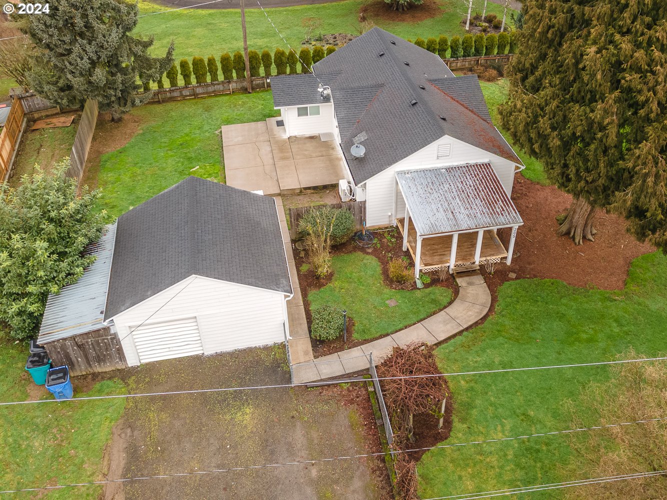 205 North 9th Avenue Ridgefield, WA 98642 - Photo 44 of 48 an aerial view of a house