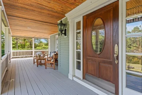 $1,475,000 | 10 Stop River Road, Norfolk, MA 02056