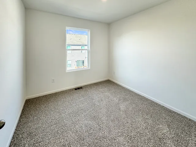 $2,450 | 2241 Sassafras Way, Unit F, Wonder Lake, IL 60097