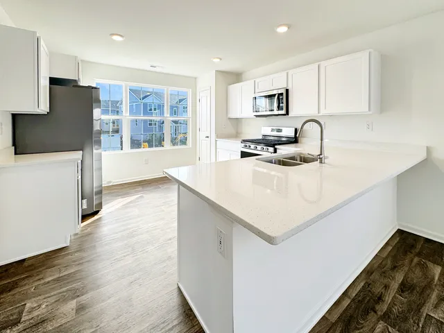 $2,450 | 2241 Sassafras Way, Unit F, Wonder Lake, IL 60097