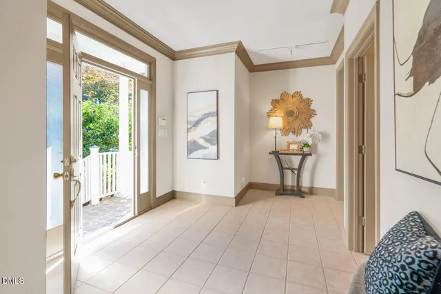 a view of a interior of the house