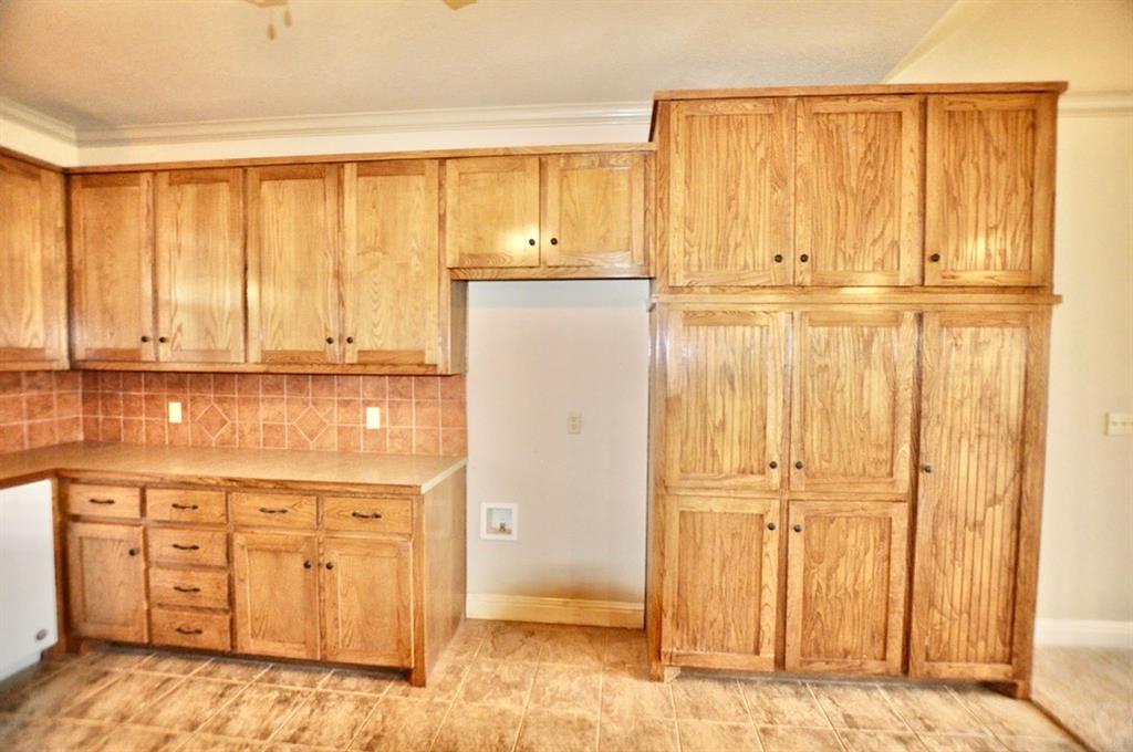 110 Rachel Road Weatherford, TX 76086 - Photo 9 of 21