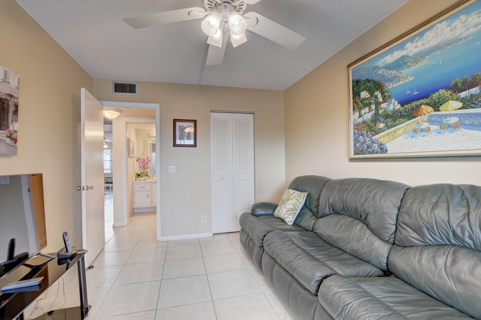 2015 Hythe A Boca Raton, FL 33434 - Photo 20 of 58 Second Bedroom