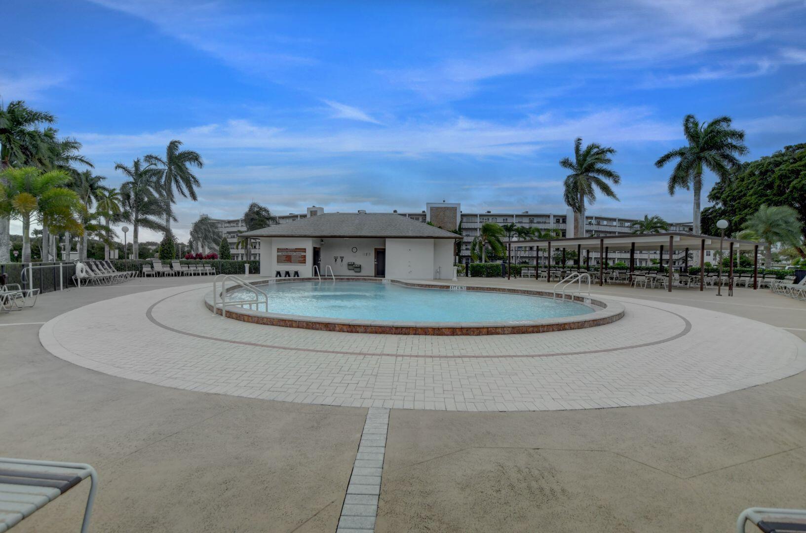 2015 Hythe A Boca Raton, FL 33434 - Photo 27 of 58 Hythe Pool