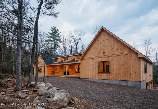 $1,550,000 | 250 Cherry Hill Road, Accord, NY 12404