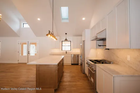 $1,550,000 | 250 Cherry Hill Road, Accord, NY 12404