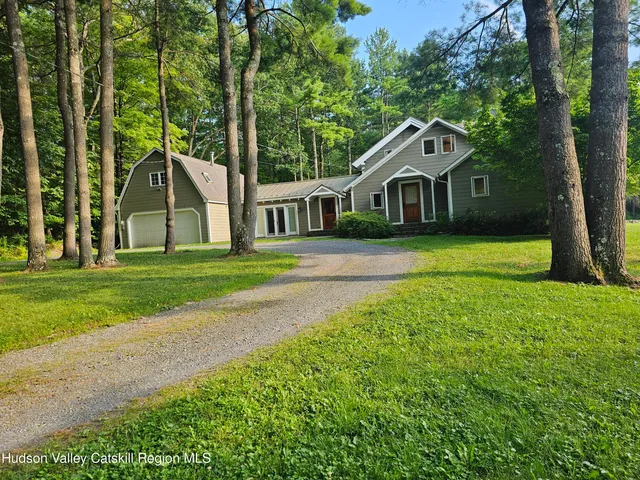 $3,700 | 136 Macedonia Road, Chatham, NY 12037