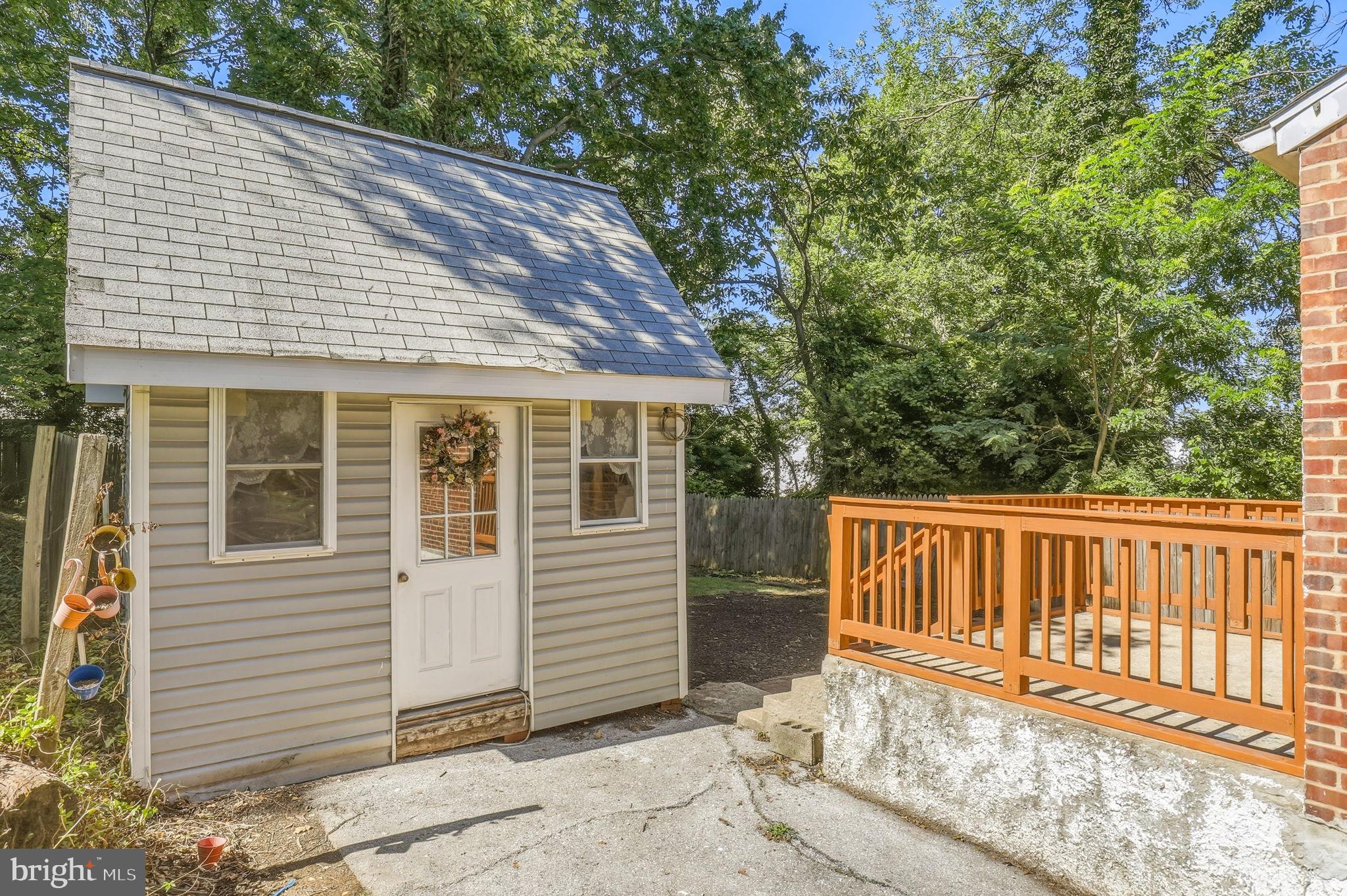 7 Lodge Road Catonsville, MD 21228 - Photo 23 of 27