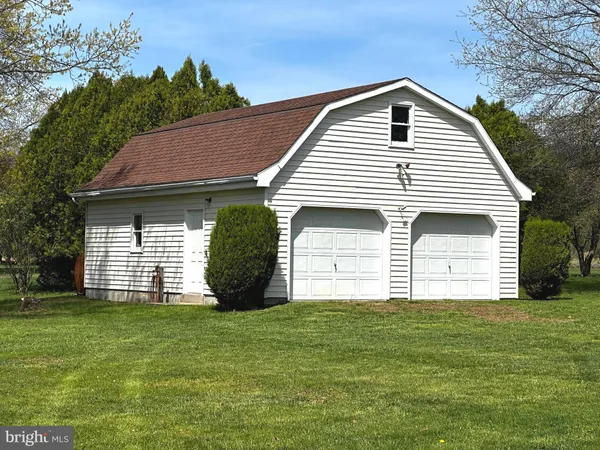 $524,900 | 229 Hollis Drive, Gerrardstown, WV 25420