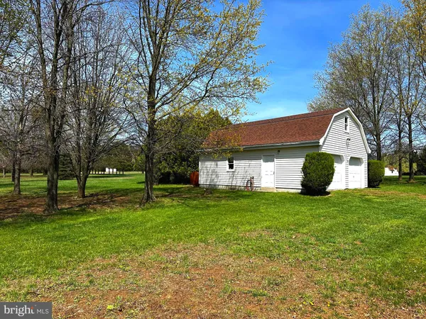 $524,900 | 229 Hollis Drive, Gerrardstown, WV 25420