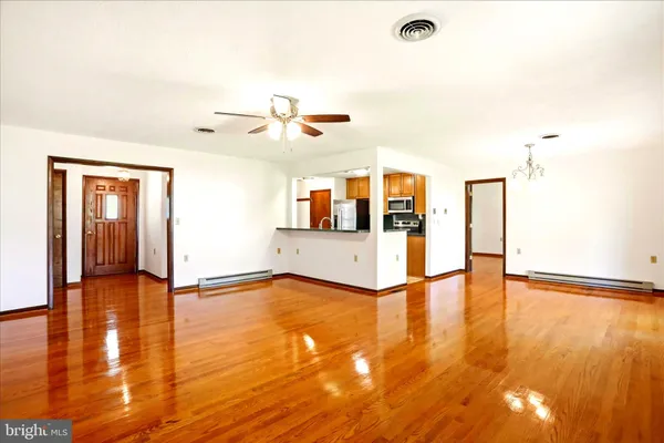 $524,900 | 229 Hollis Drive, Gerrardstown, WV 25420