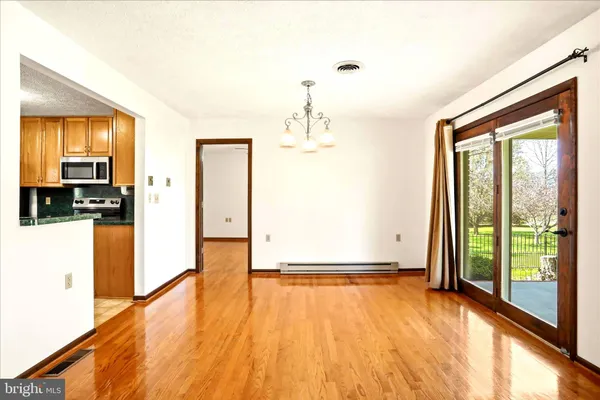 $524,900 | 229 Hollis Drive, Gerrardstown, WV 25420