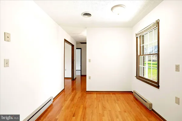 $524,900 | 229 Hollis Drive, Gerrardstown, WV 25420