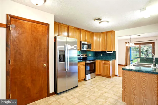 $524,900 | 229 Hollis Drive, Gerrardstown, WV 25420