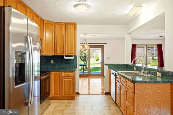 $524,900 | 229 Hollis Drive, Gerrardstown, WV 25420