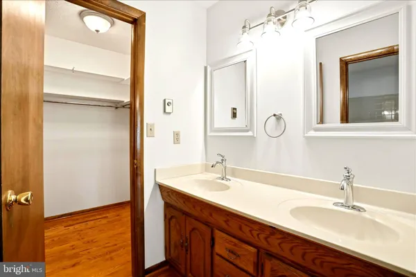$524,900 | 229 Hollis Drive, Gerrardstown, WV 25420