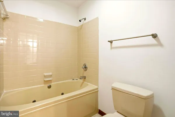 $524,900 | 229 Hollis Drive, Gerrardstown, WV 25420