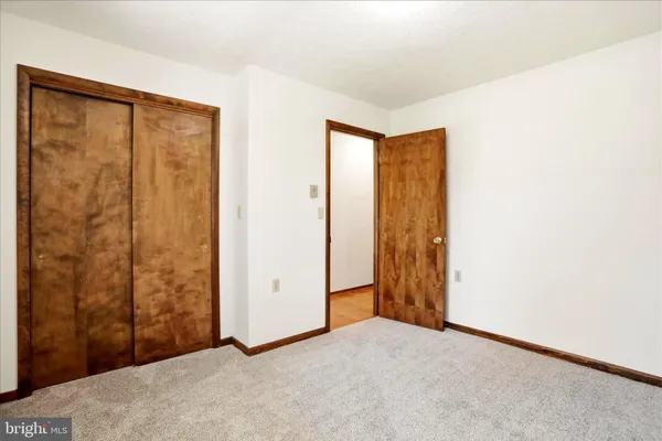 $524,900 | 229 Hollis Drive, Gerrardstown, WV 25420