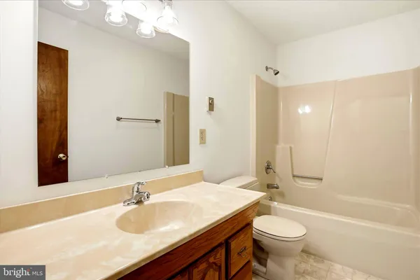 $524,900 | 229 Hollis Drive, Gerrardstown, WV 25420