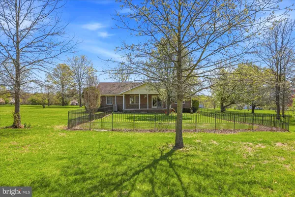 $524,900 | 229 Hollis Drive, Gerrardstown, WV 25420