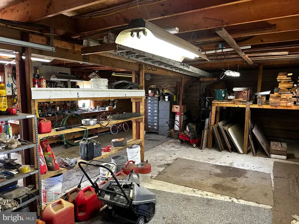 $524,900 | 229 Hollis Drive, Gerrardstown, WV 25420