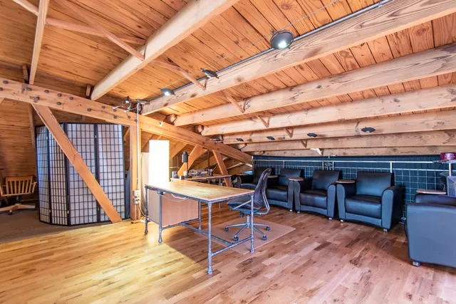 $6,000 | 1715 Church Street, Unit 1715, Evanston, IL 60201