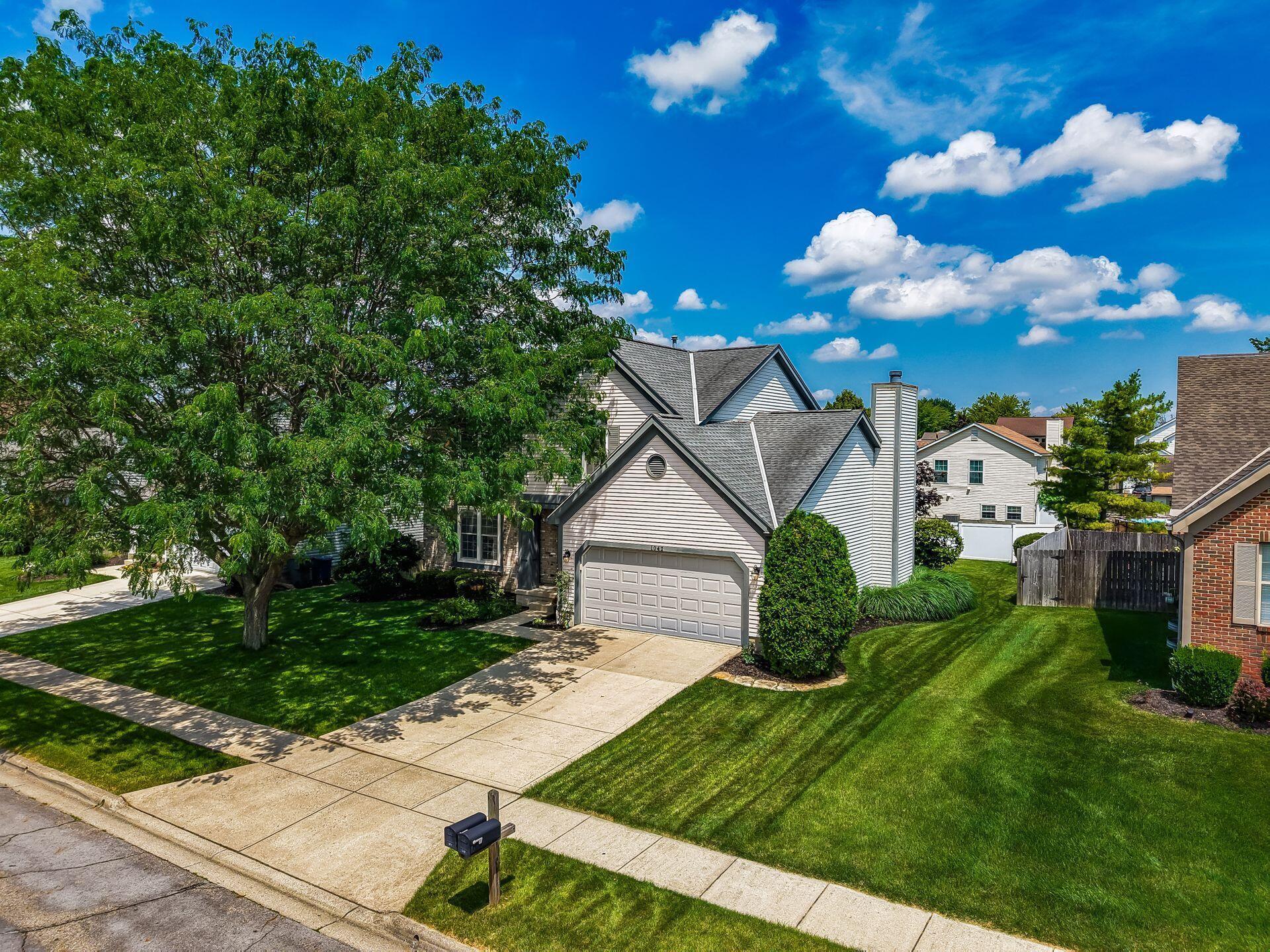 1042 Rousseau Lane Galloway, OH 43119 - Photo 4 of 47 002_ Ln Galloway OH 43119 USA