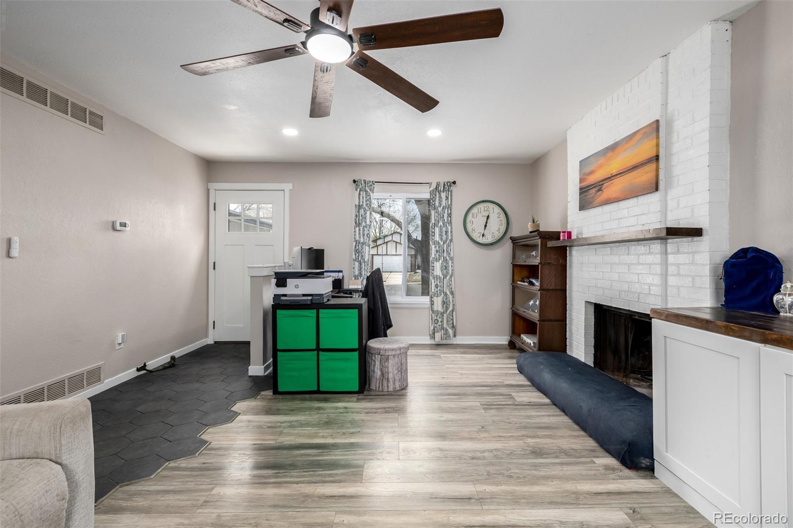 4075 South Hannibal Street Aurora, CO 80013 - Photo 4 of 35