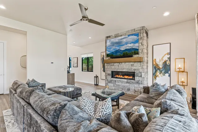 $1,495,000 | 1810 East Magnolia Drive, Flagstaff, AZ 86005