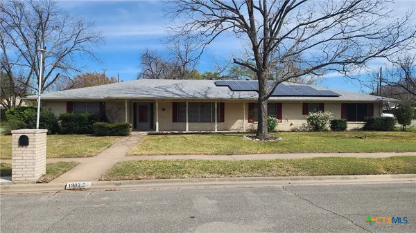 $325,000 | 1902 Halbert Street, Killeen, TX 76541