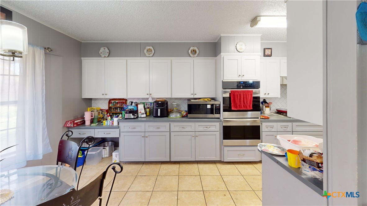 1902 Halbert Street Killeen, TX 76541 - Photo 13 of 16 Kitchen