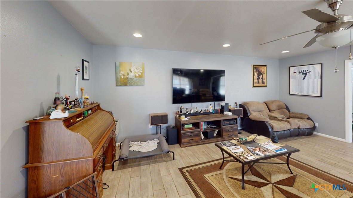 1902 Halbert Street Killeen, TX 76541 - Photo 5 of 16 1st Living Room