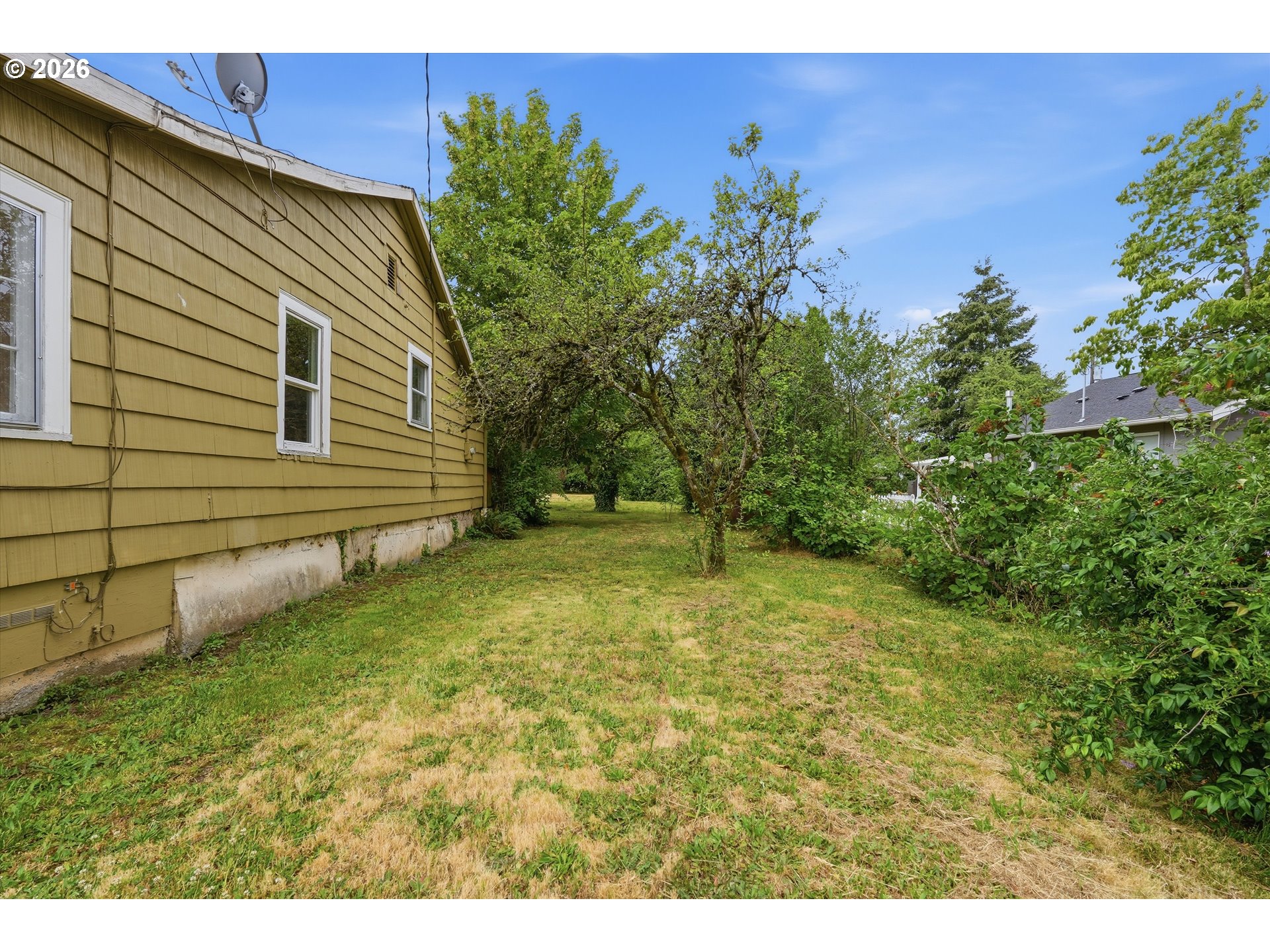 2121 Southeast 89th Avenue Portland, OR 97216 - Photo 16 of 28