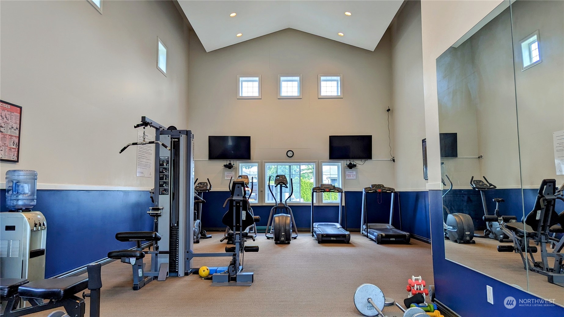 12404 East Gibson Road, Unit Q301 Everett, WA 98204 - Photo 5 of 24 Gallery Image 5