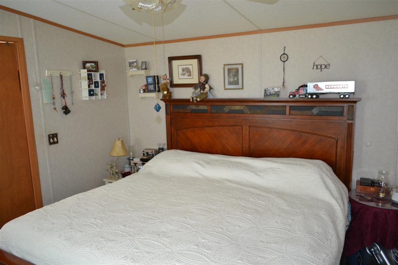 26135 B Schoen Road Elberta, AL 36530 - Photo 9 of 15 Master Bedroom
