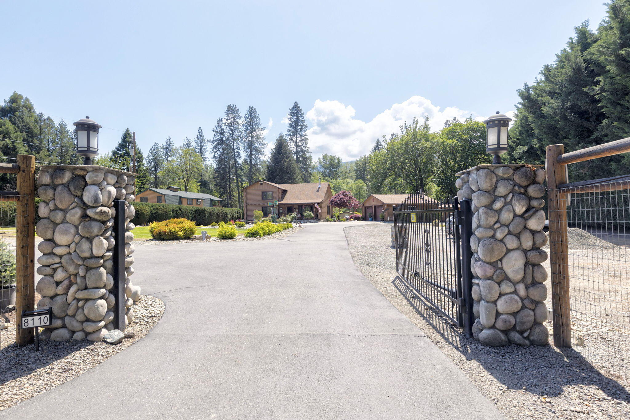 8110 New Hope Road Grants Pass, OR 97527 - Photo 39 of 80 35-web-or-mls-8110-new-hope-rd