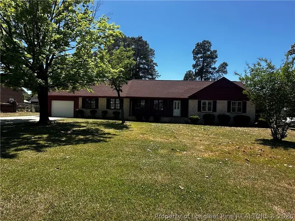 $2,200 | 454 Kensington Street, Lumberton, NC 28358