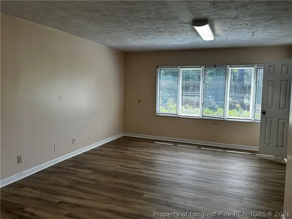 $2,200 | 454 Kensington Street, Lumberton, NC 28358